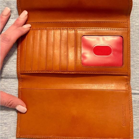 Dooney & Bourke Ivory and Brown Travel Bag - Picture 11 of 11